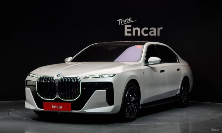 7 Series (G70)