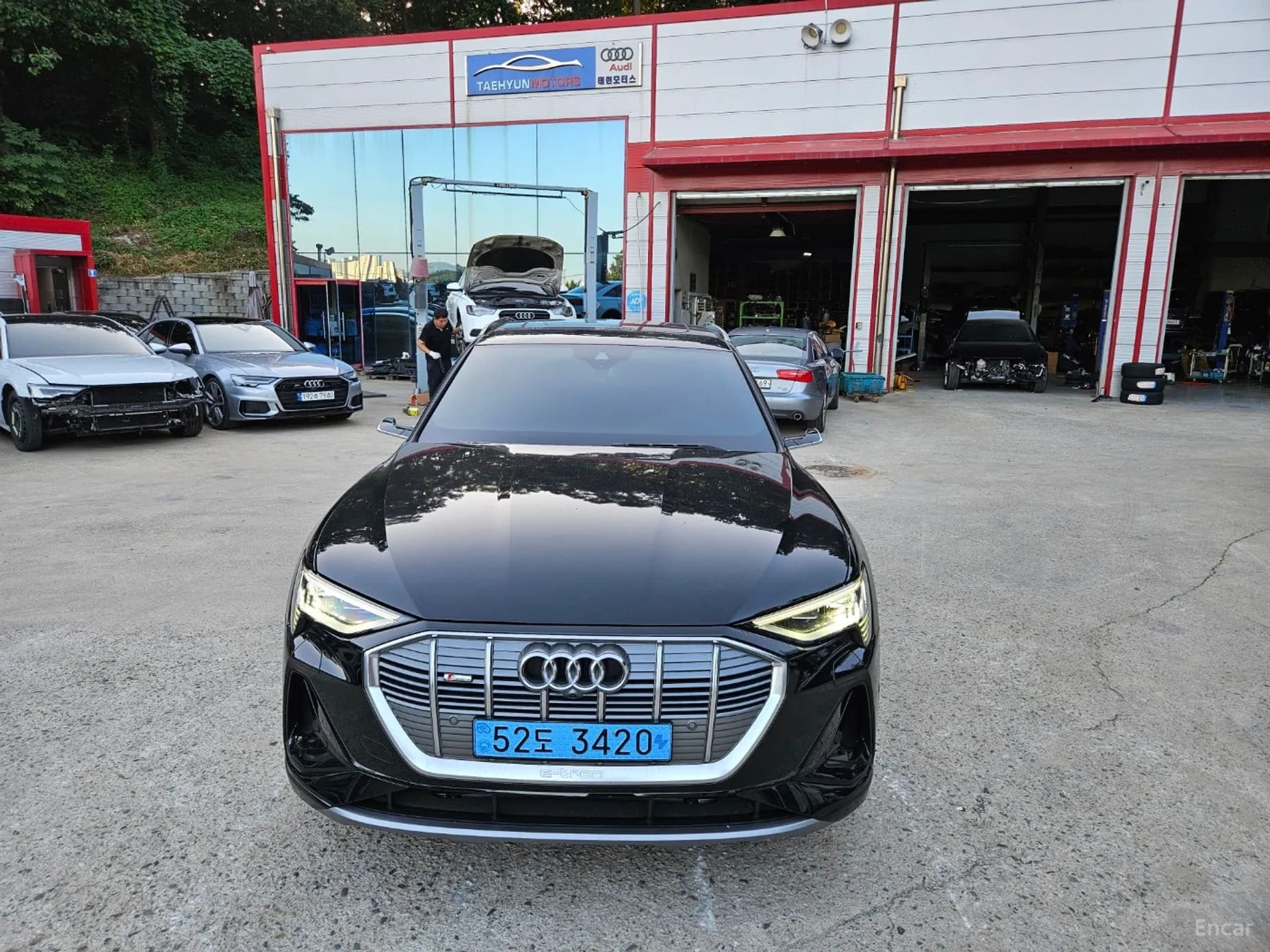 e-tron