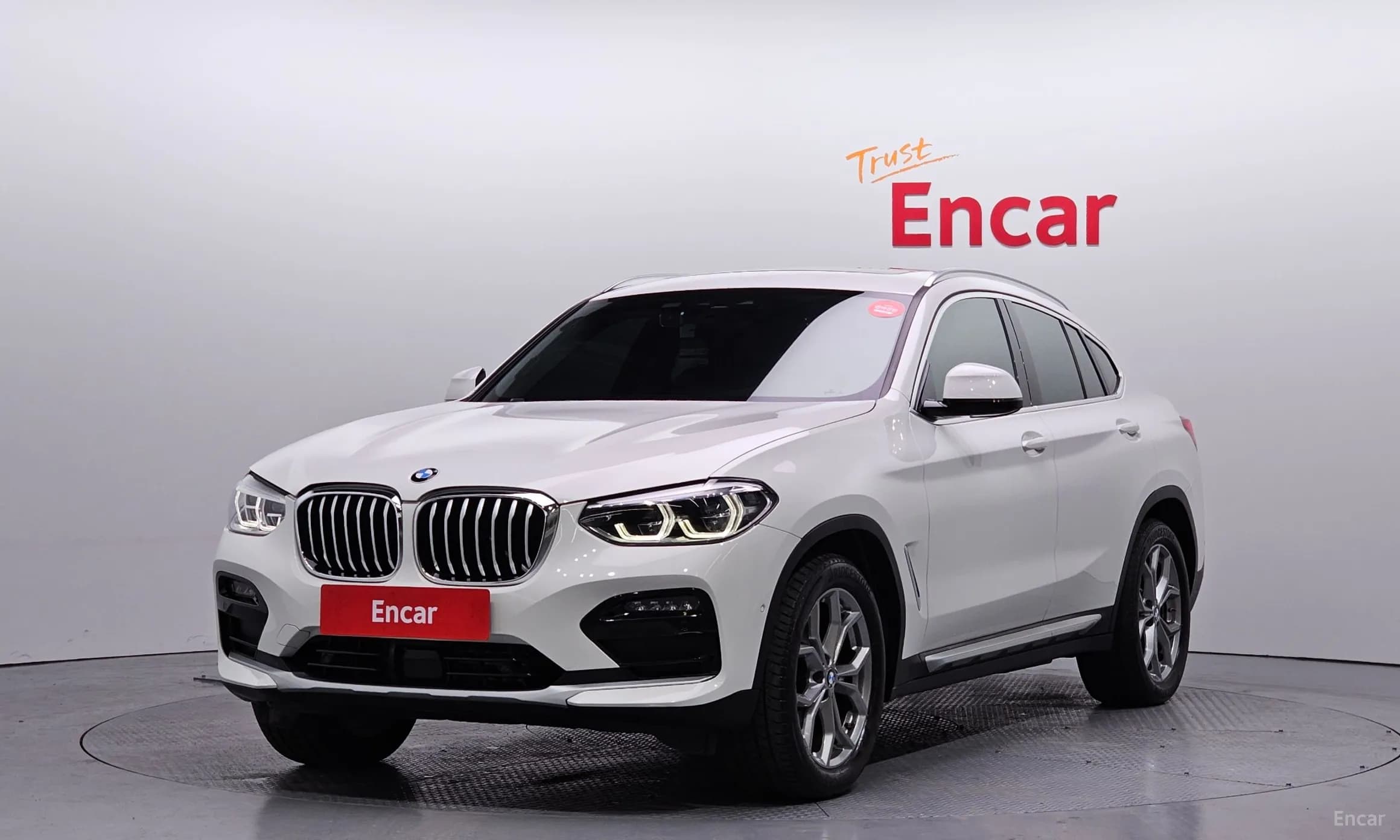 X4 (G02)