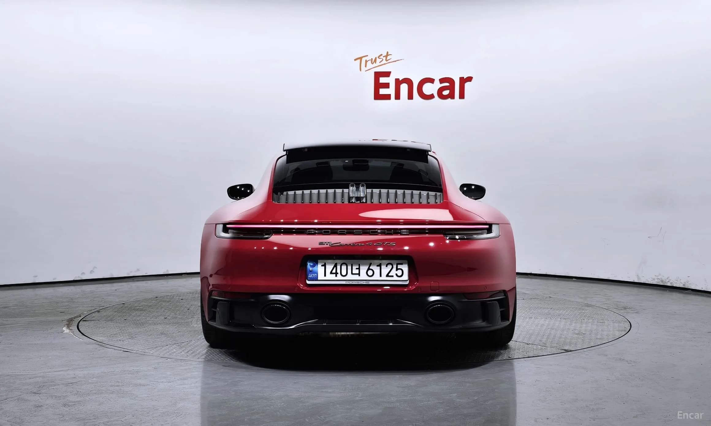 911 (992)