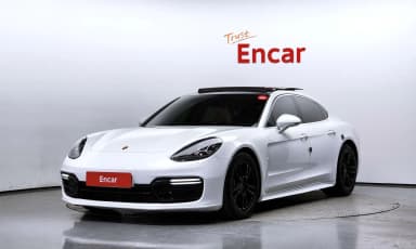 Panamera (971)