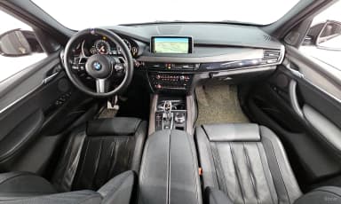 X5 (F15)