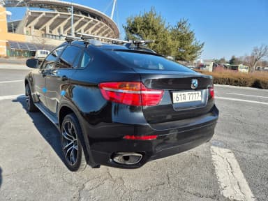 X6 (E71)