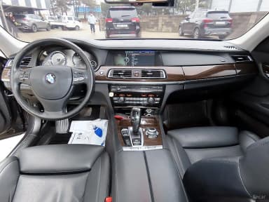 7 Series (F01)