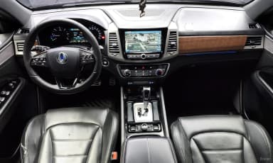 G4 Rexton