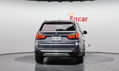 X5 (F15)