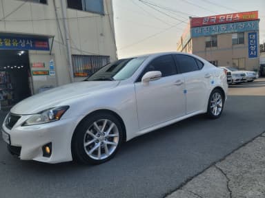 IS250