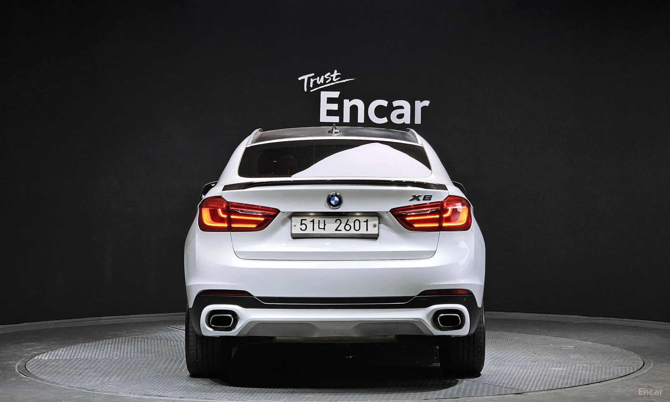 X6 (F16)