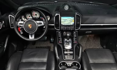 New Cayenne