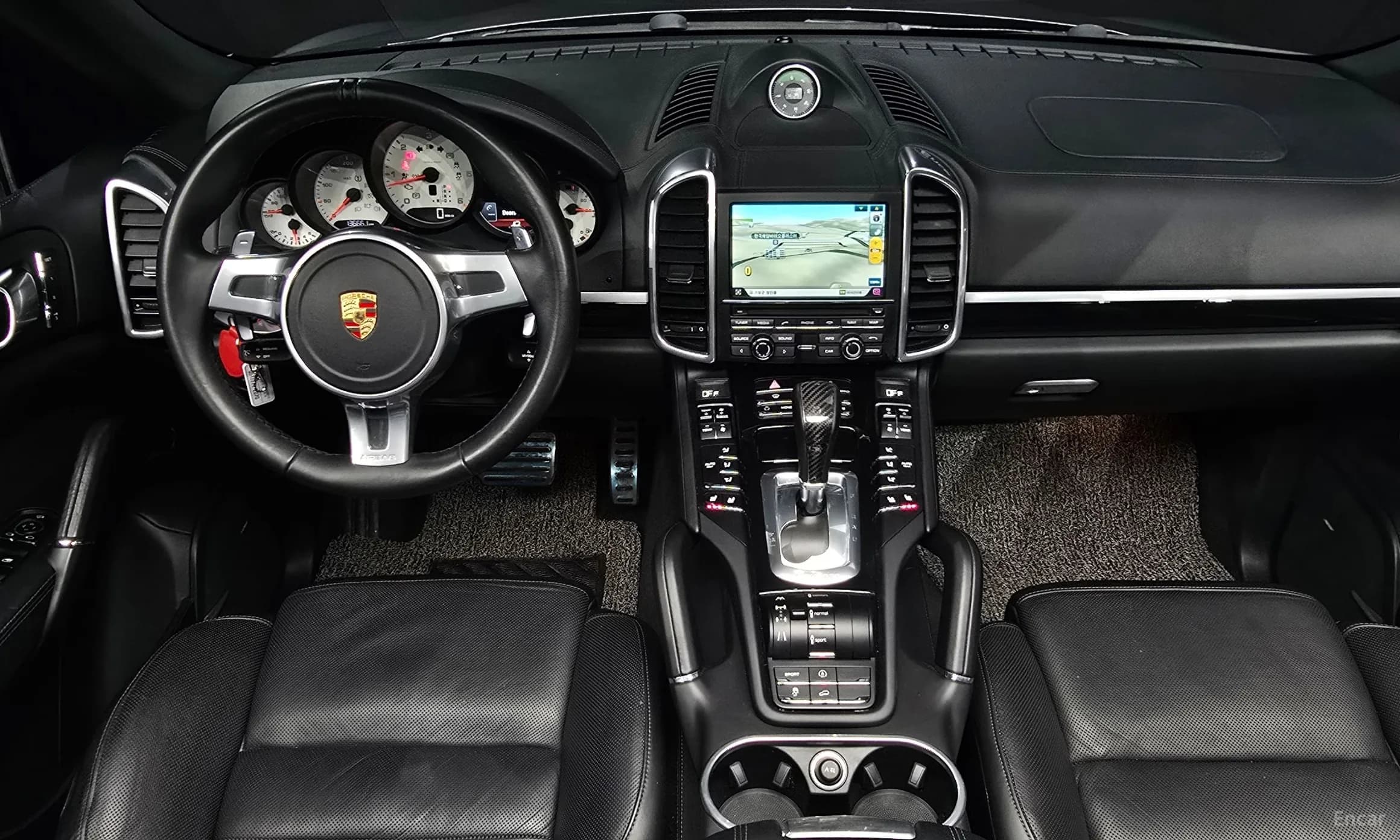 New Cayenne