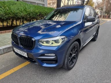 X3 (G01)