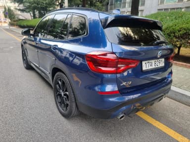 X3 (G01)