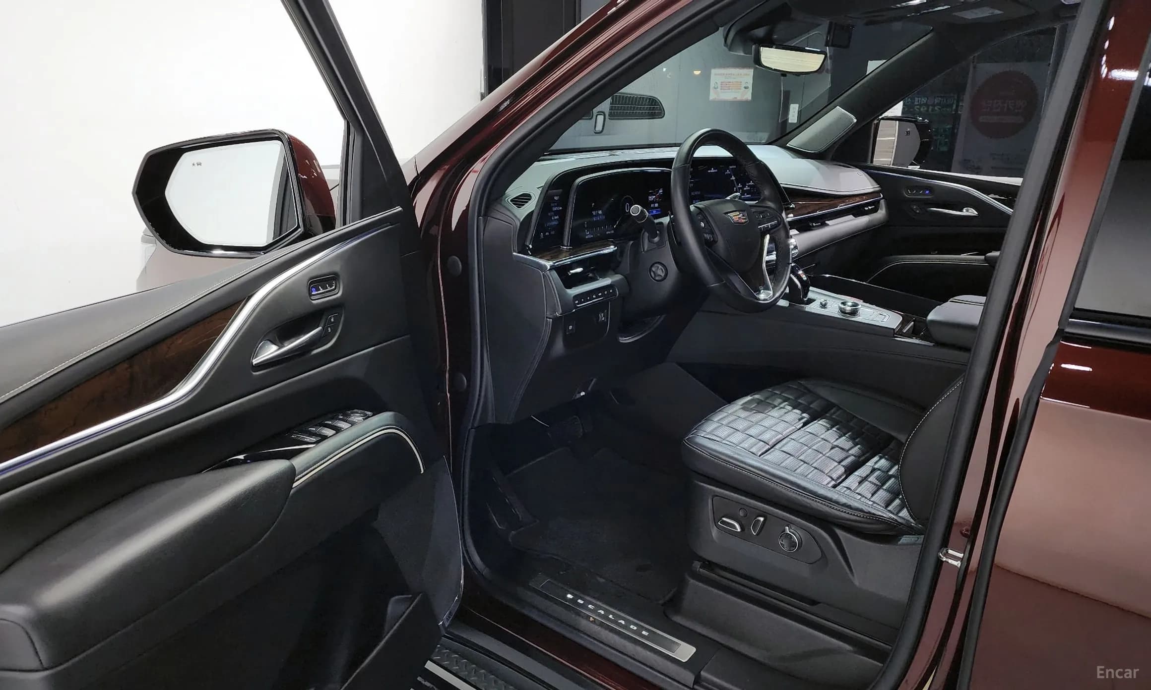 Escalade 5th Generation