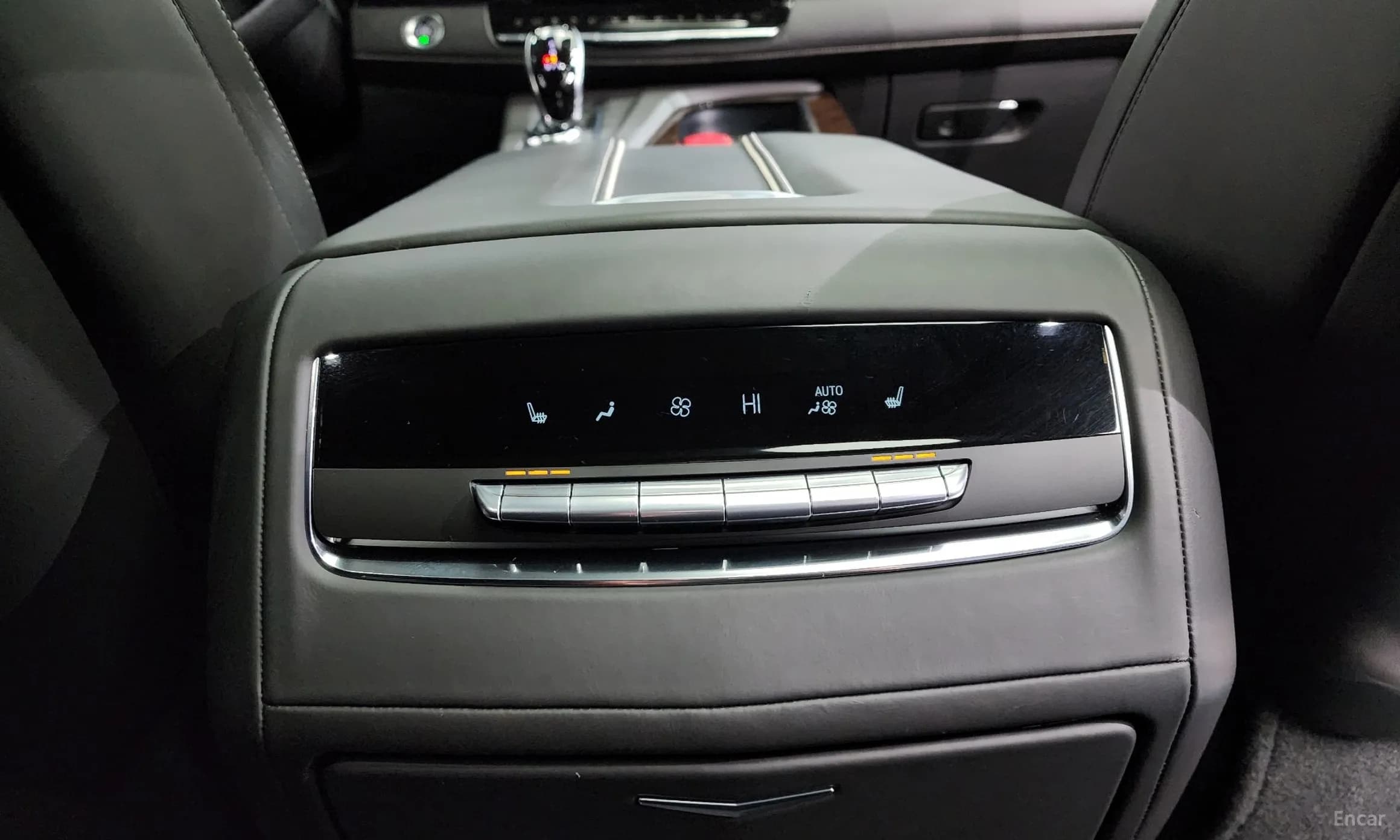 Escalade 5th Generation