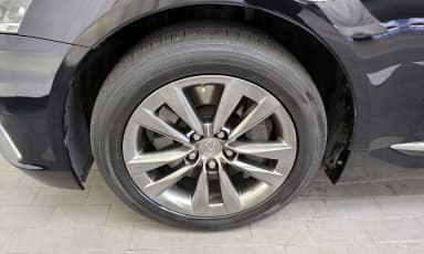 LS460