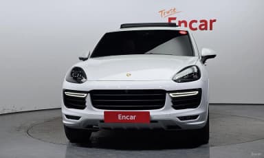 New Cayenne