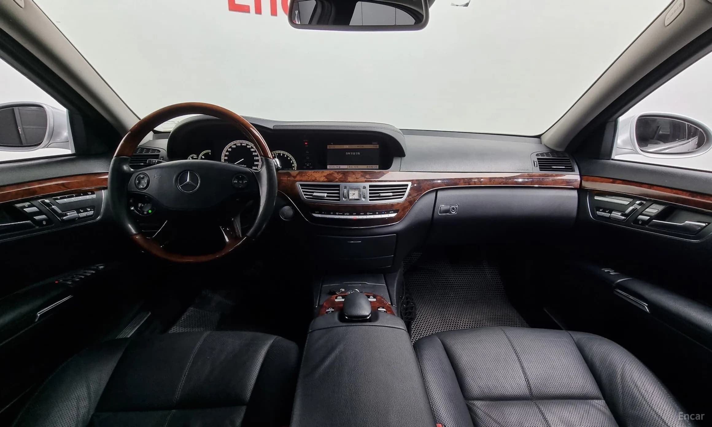 S-Class W221