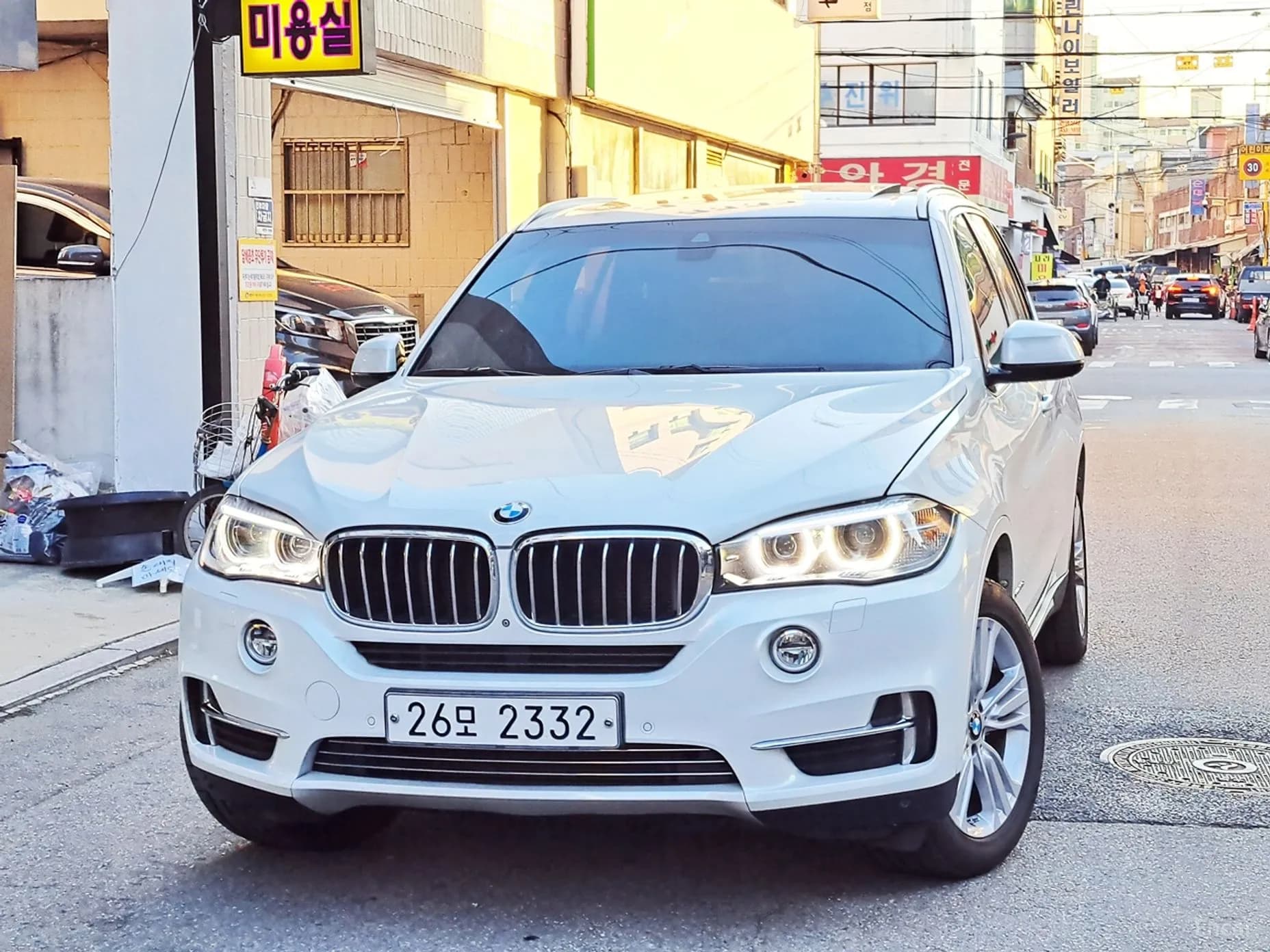 X5 (F15)