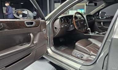 Flying Spur Gen 1