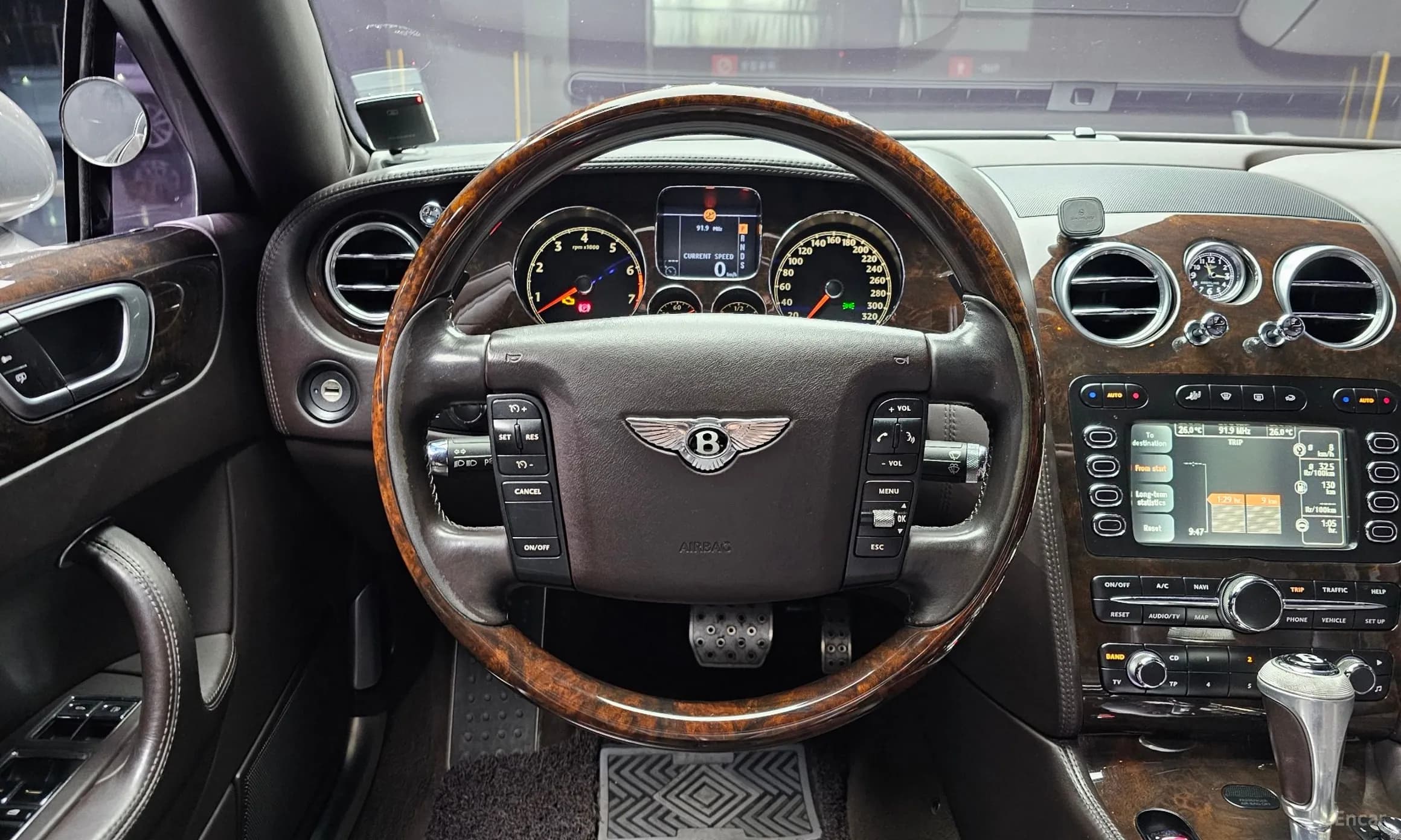 Flying Spur Gen 1