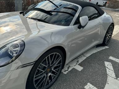 911 (992)