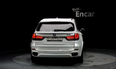 X5 (F15)