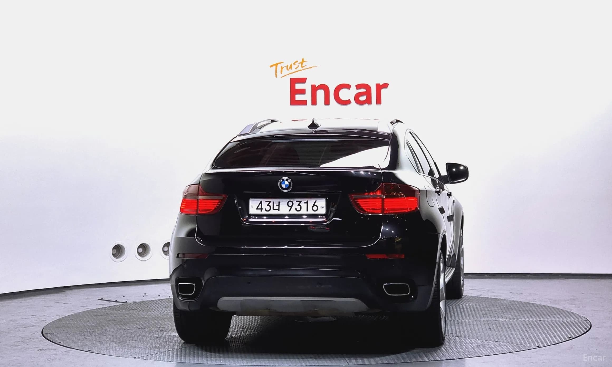 X6 (E71)