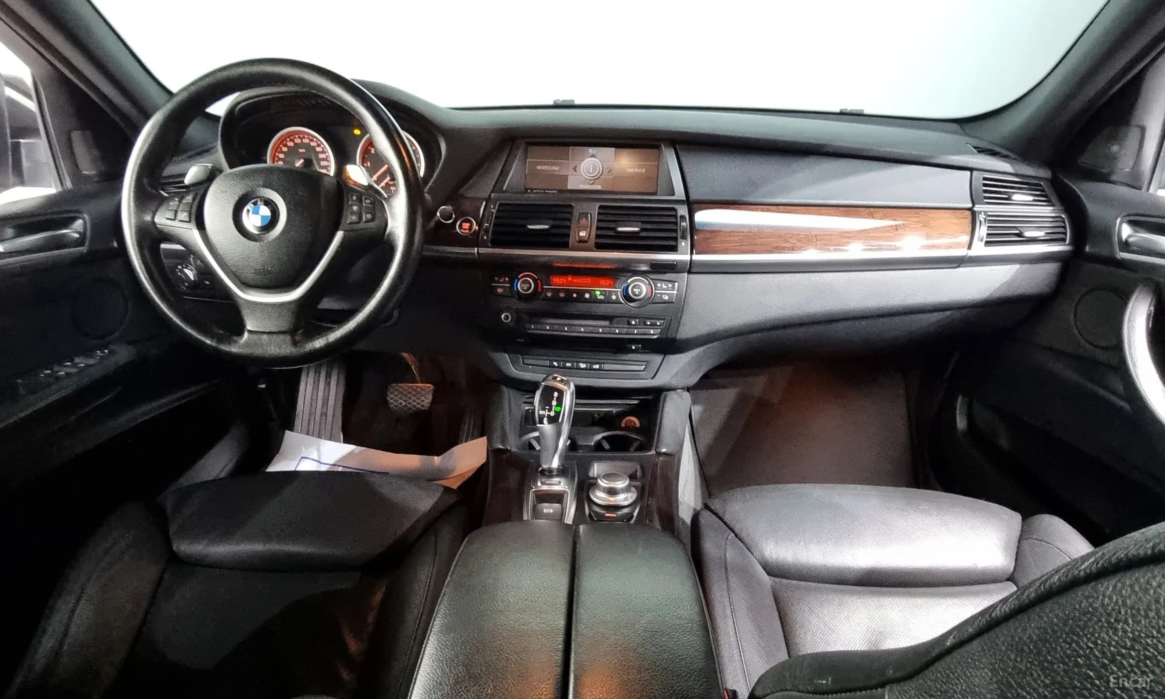 X6 (E71)
