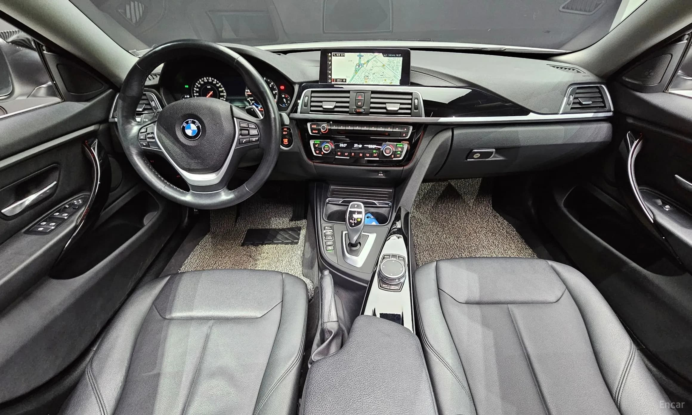 Series 4 (F32)
