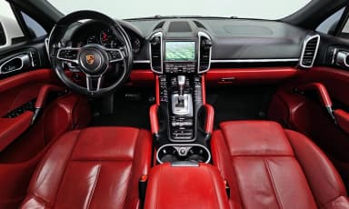 New Cayenne