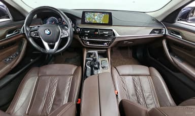 5 Series (G30)