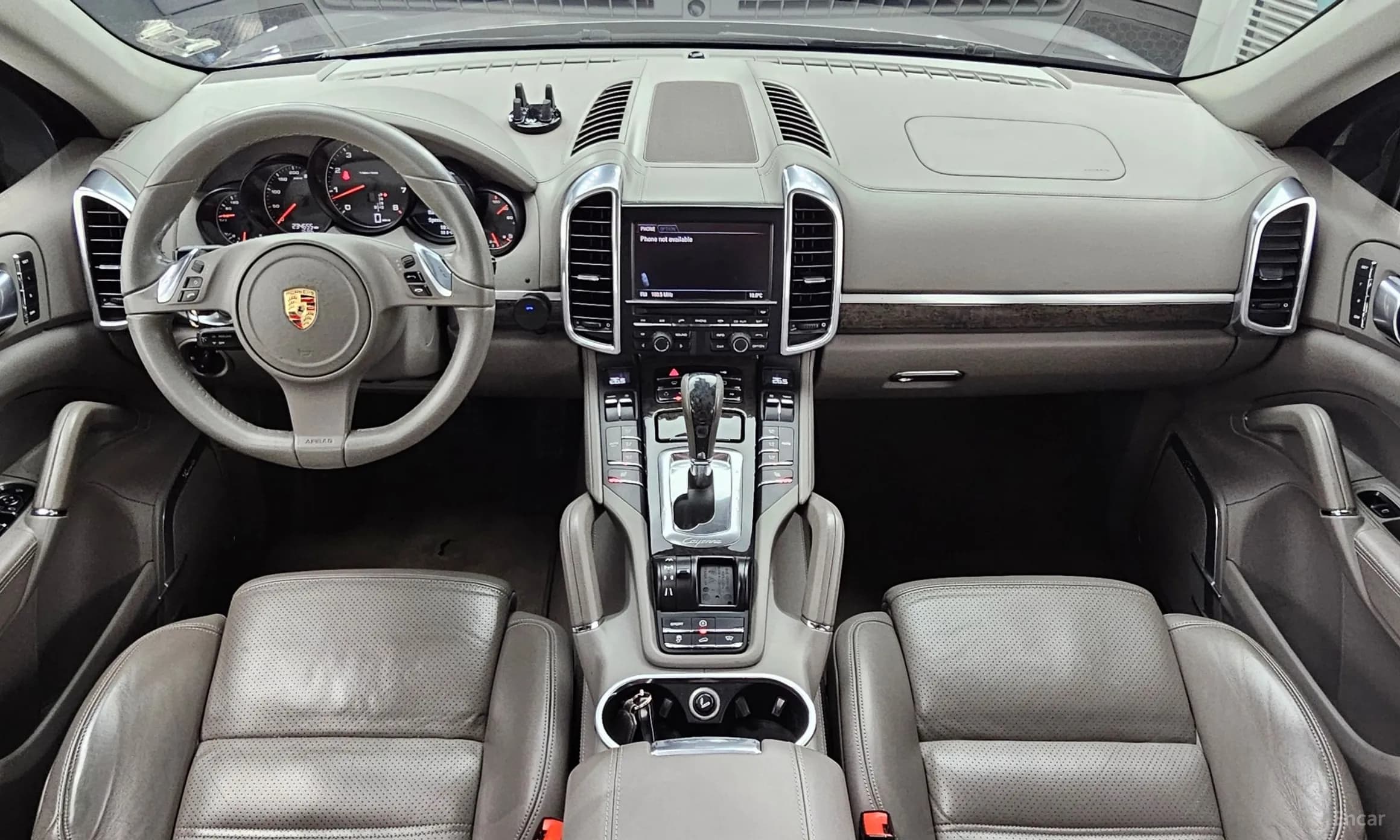New Cayenne