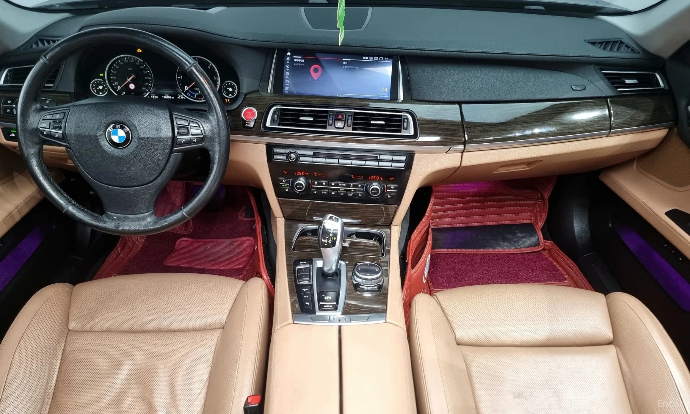 7 Series (F01)