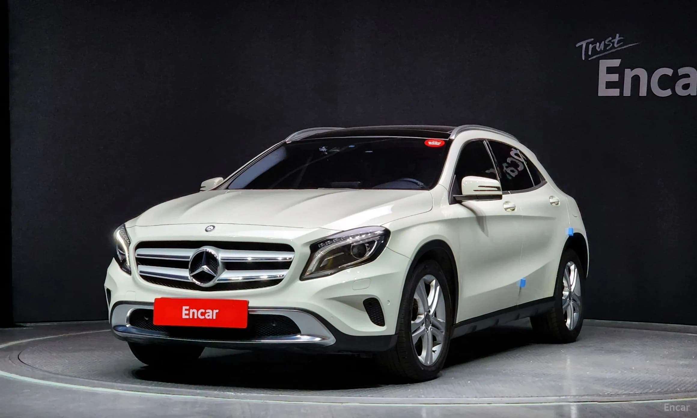 GLA-Class X156
