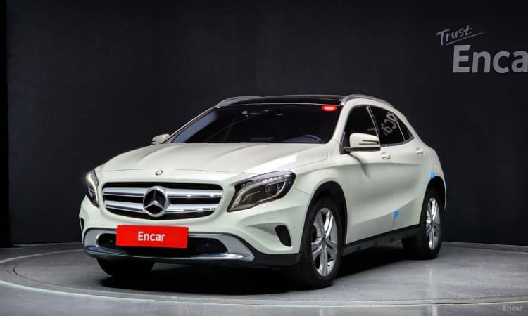 GLA-Class X156