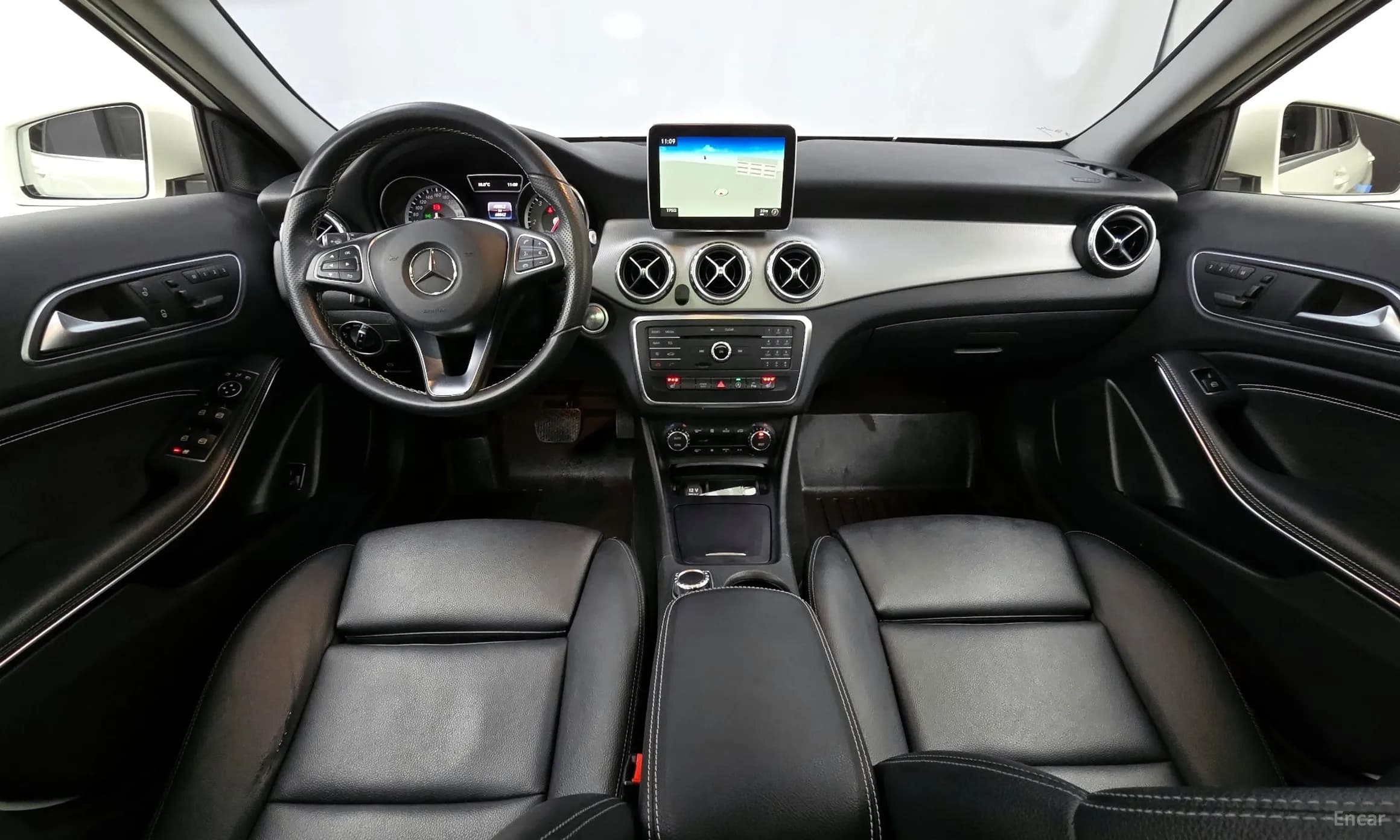GLA-Class X156
