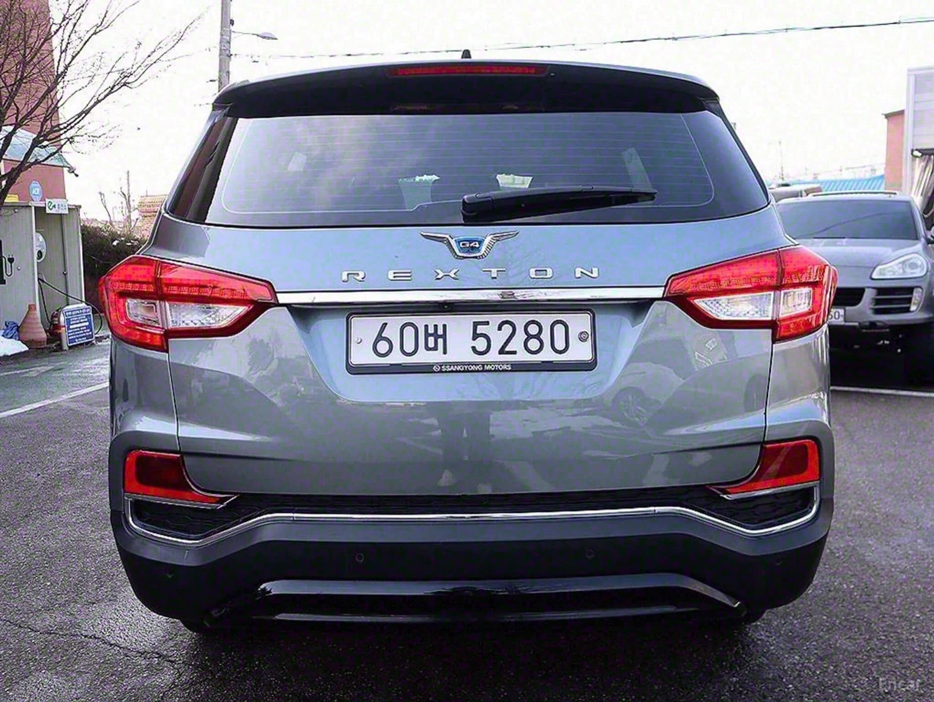 G4 Rexton