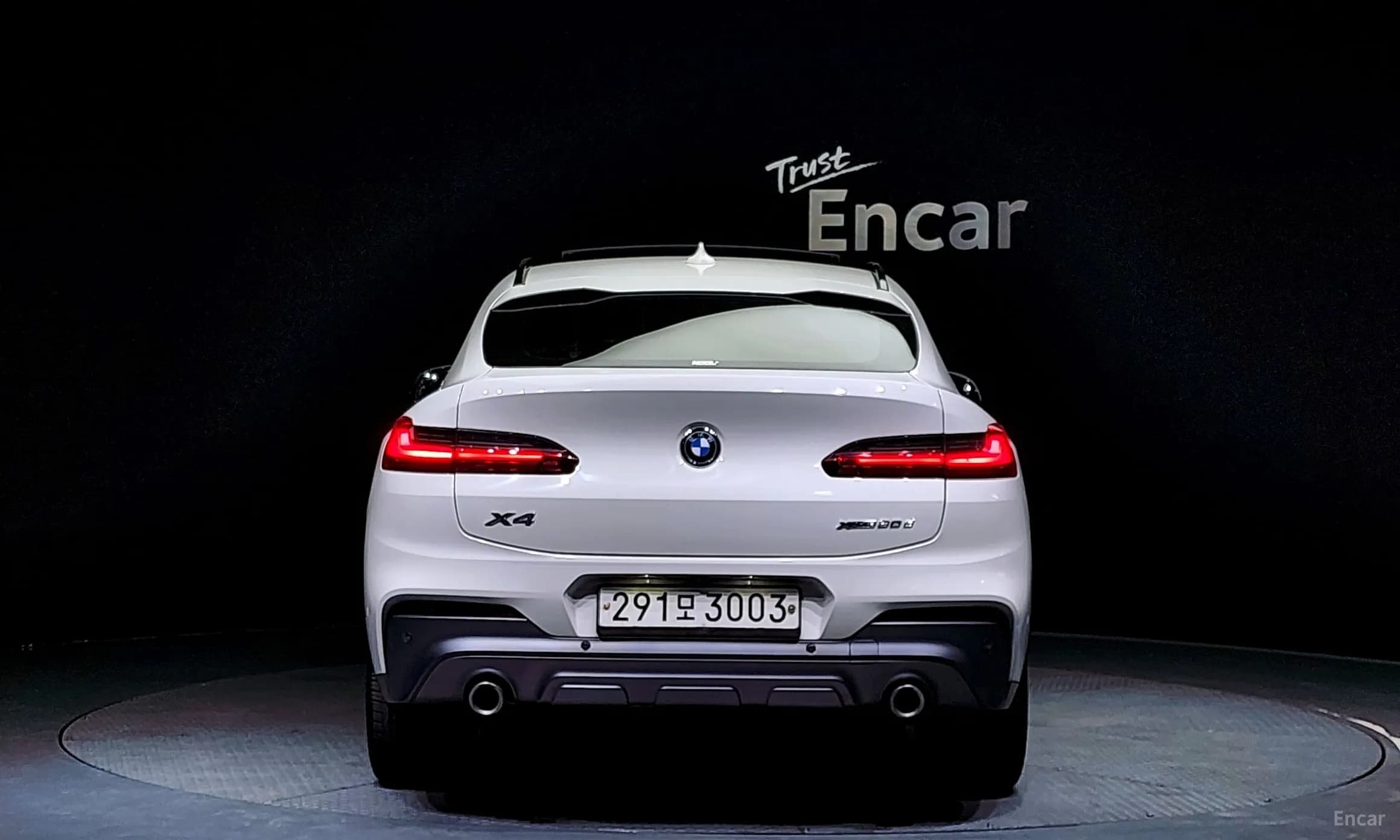 X4 (G02)