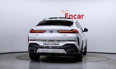 X6 (G06)