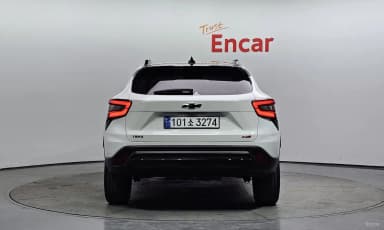 Trax Crossover