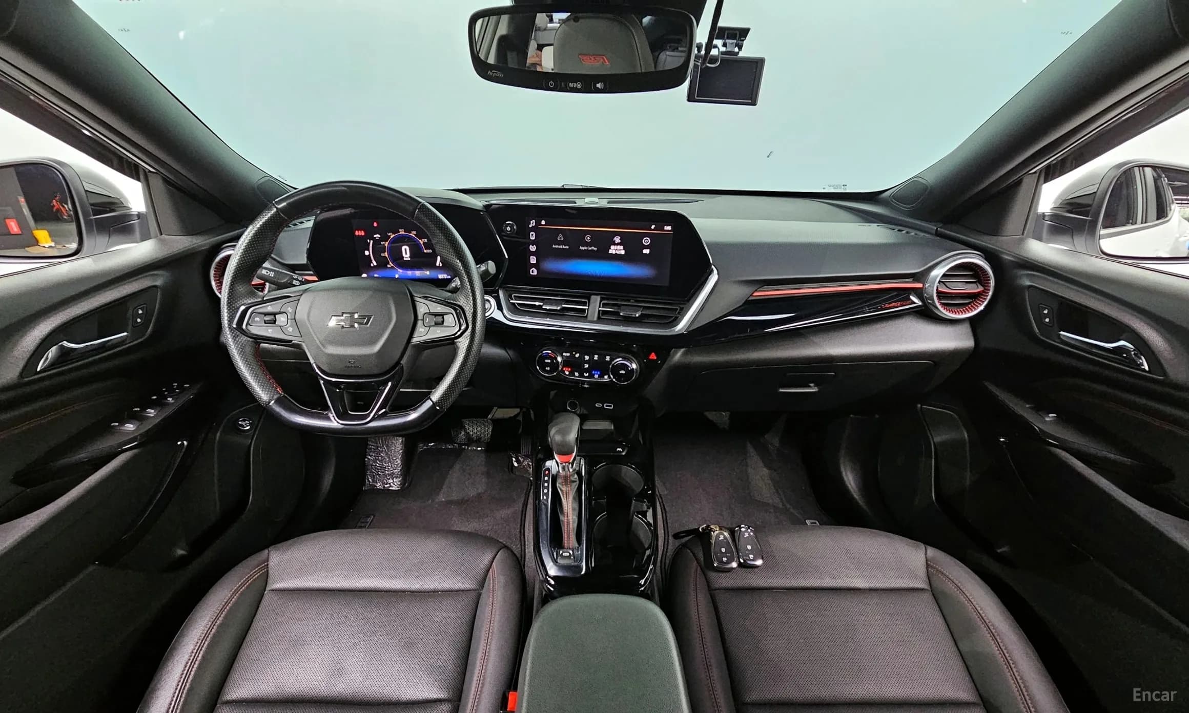 Trax Crossover