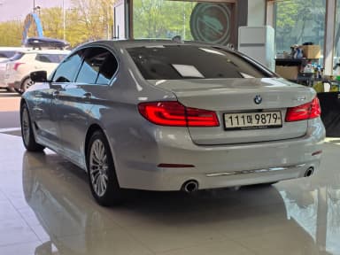5 Series (G30)