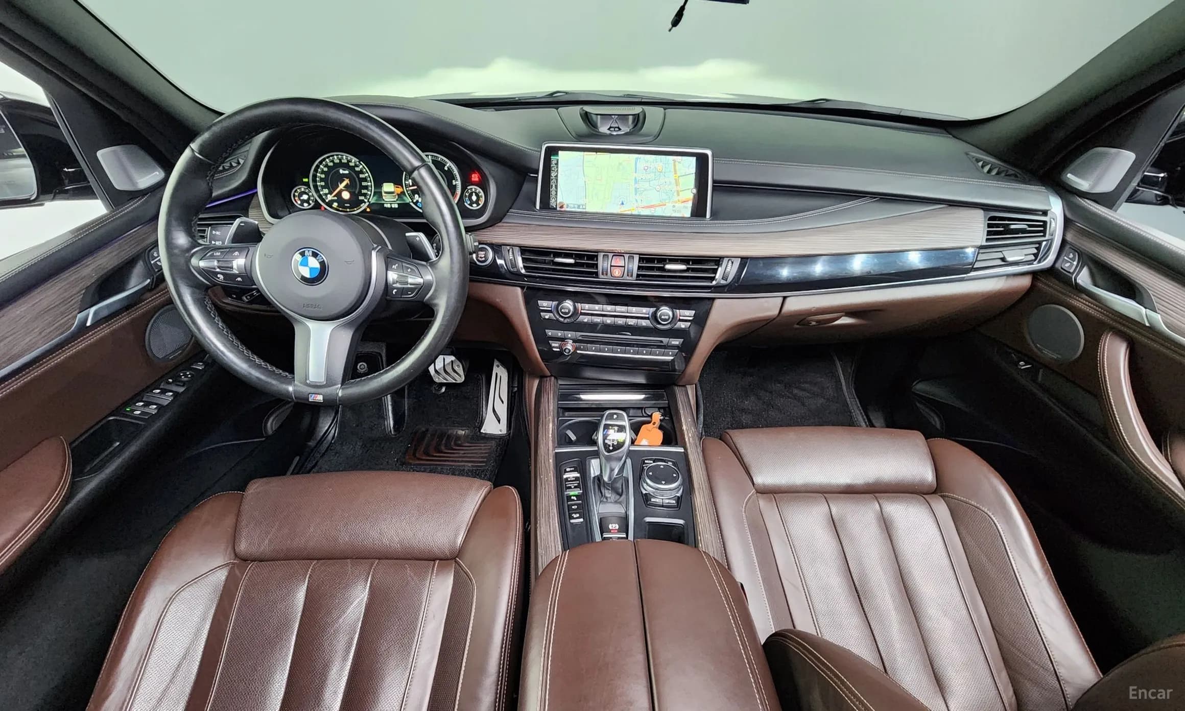 X5 (F15)