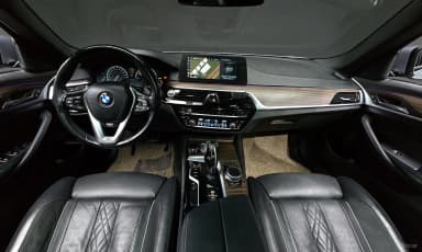 5 Series (G30)