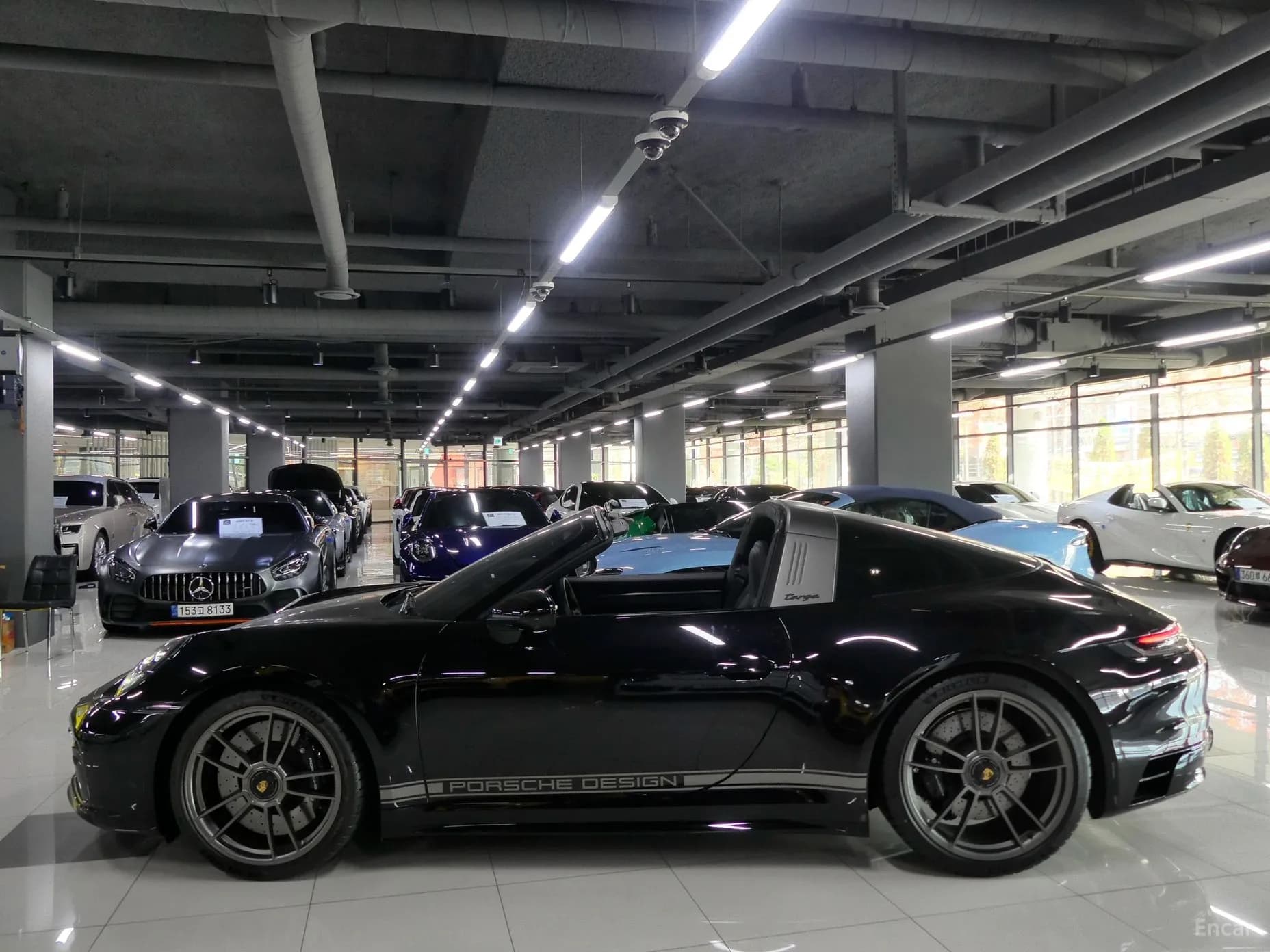 911 (992)