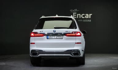X7 (G07)