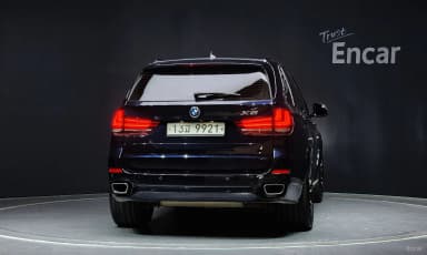 X5 (F15)