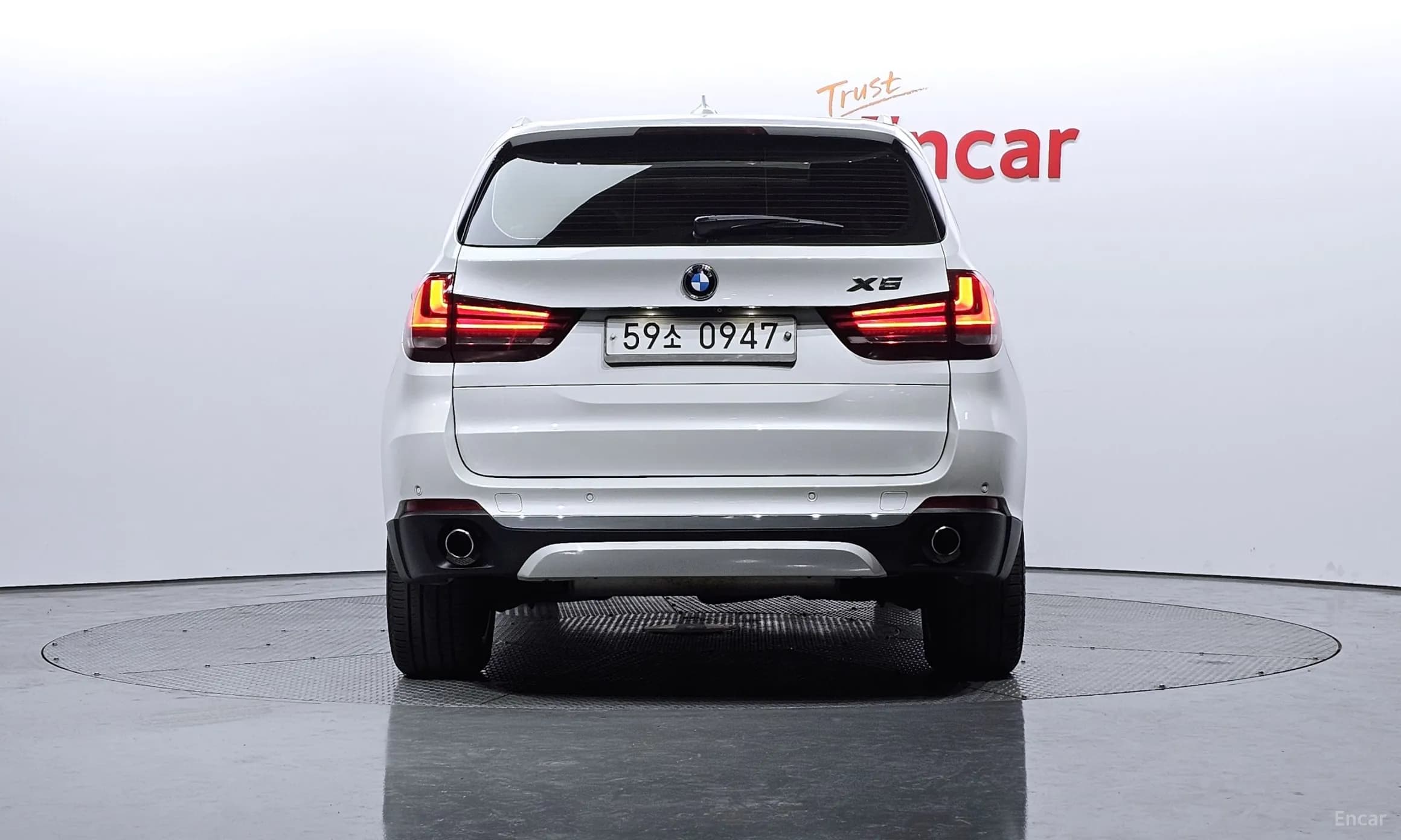X5 (F15)
