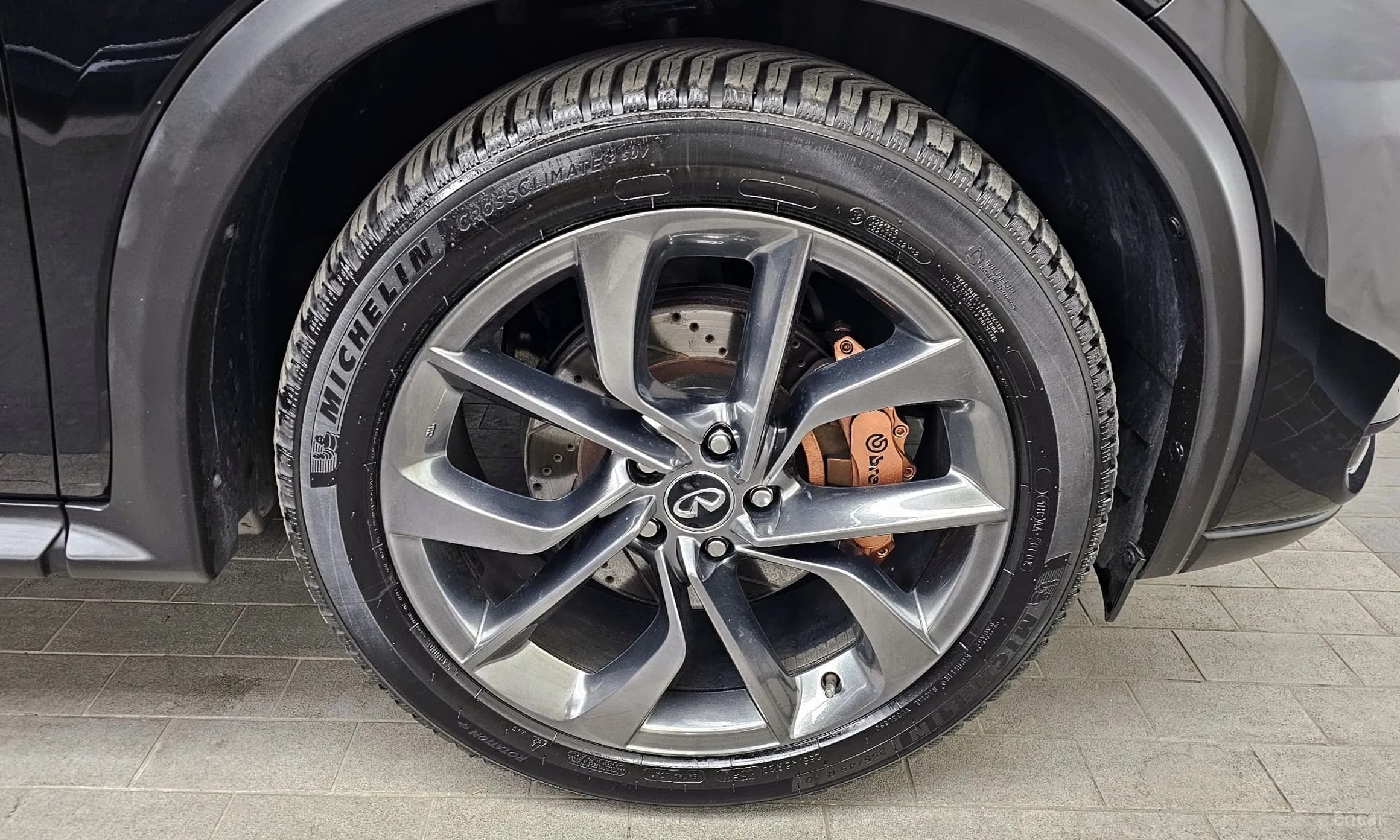QX50 (P71A)