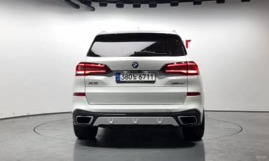X5 (G05)